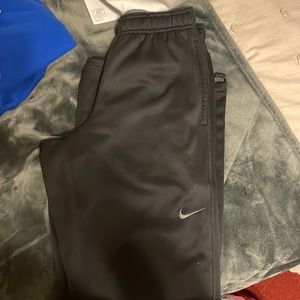 Small nike Woman’s sweat pants